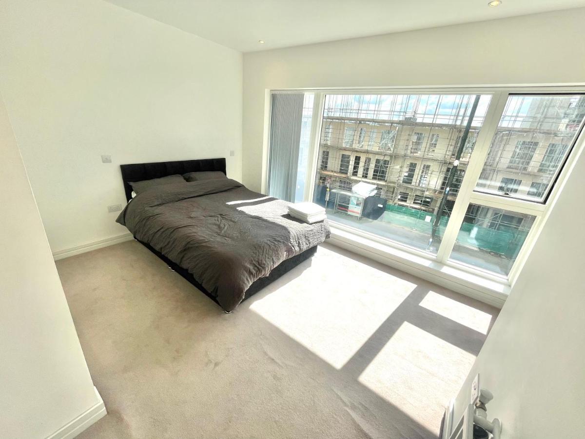 Luxury London Apartment - Steps To East Croydon Train Station Екстериор снимка